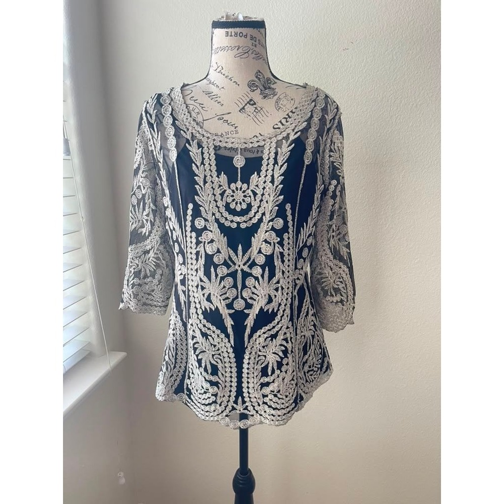 Ultra Pink Black Silver Metallic Lace Mesh Overlay Blouse 3/4 Sleeve Medium